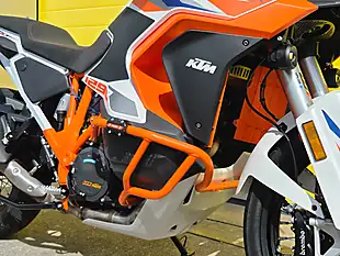 Used 2023 Ktm Super Adventure R Orange - Interior and Exterior details 11