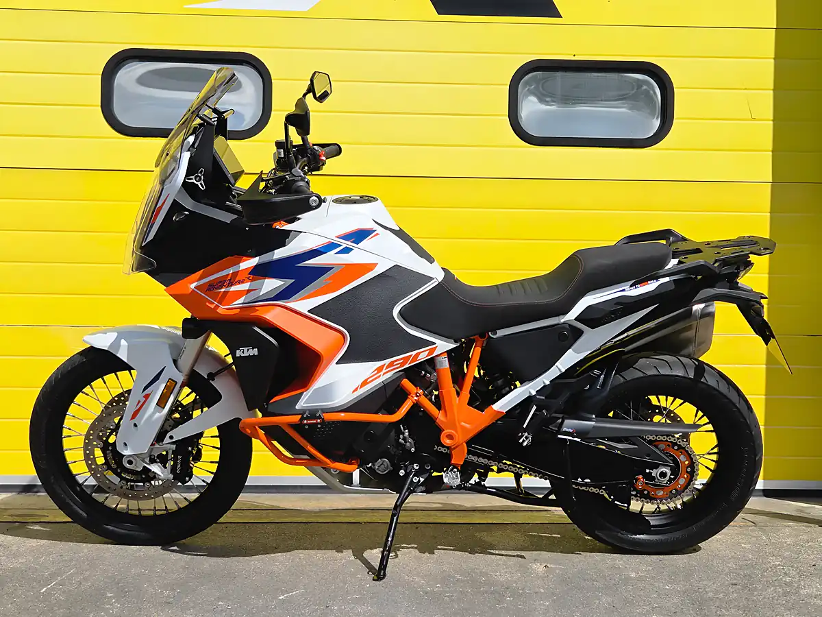 Used 2023 Ktm Super Adventure R Orange - Interior and Exterior details 5