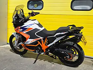 Used 2023 Ktm Super Adventure R Orange - Interior and Exterior details 6