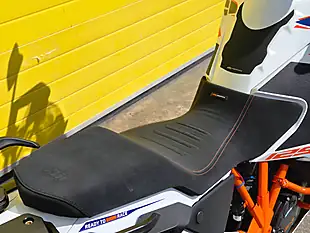 Used 2023 Ktm Super Adventure R Orange - Interior and Exterior details 9