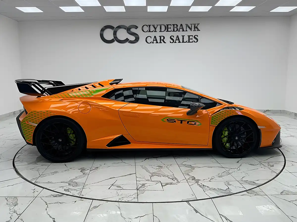 Used 2023 Lamborghini Huracan Sto Orange - Interior and Exterior details 2