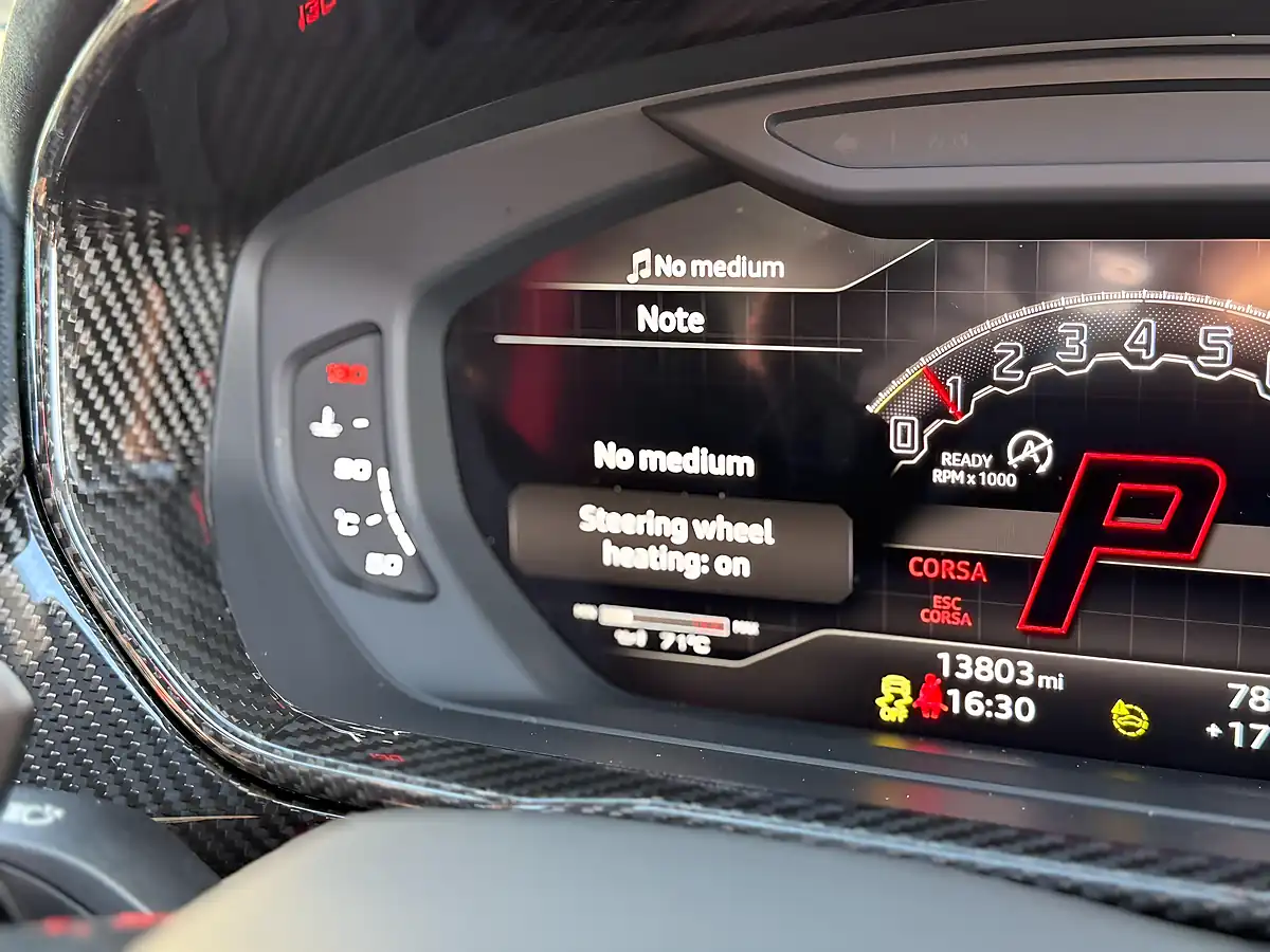 Used 2023 Lamborghini Urus Performante Black - Interior and Exterior details 14
