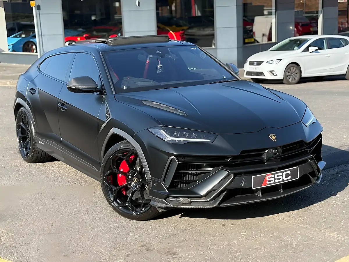 Used 2023 Lamborghini Urus Performante Black - Interior and Exterior details 20