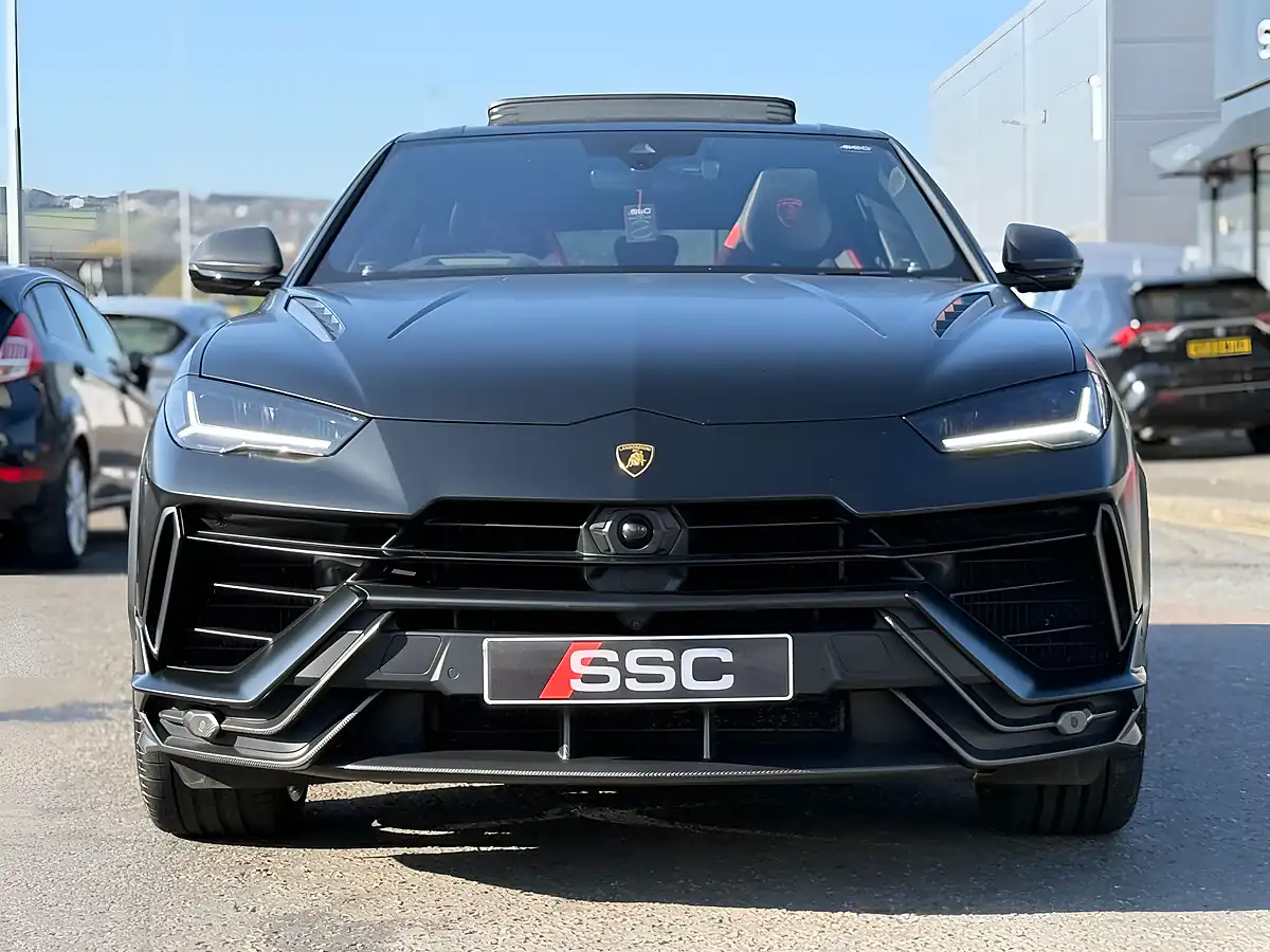 Used 2023 Lamborghini Urus Performante Black - Interior and Exterior details 9