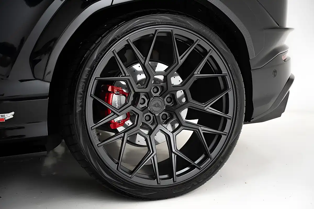 Used 2023 Lamborghini Urus S Black - Interior and Exterior details 12