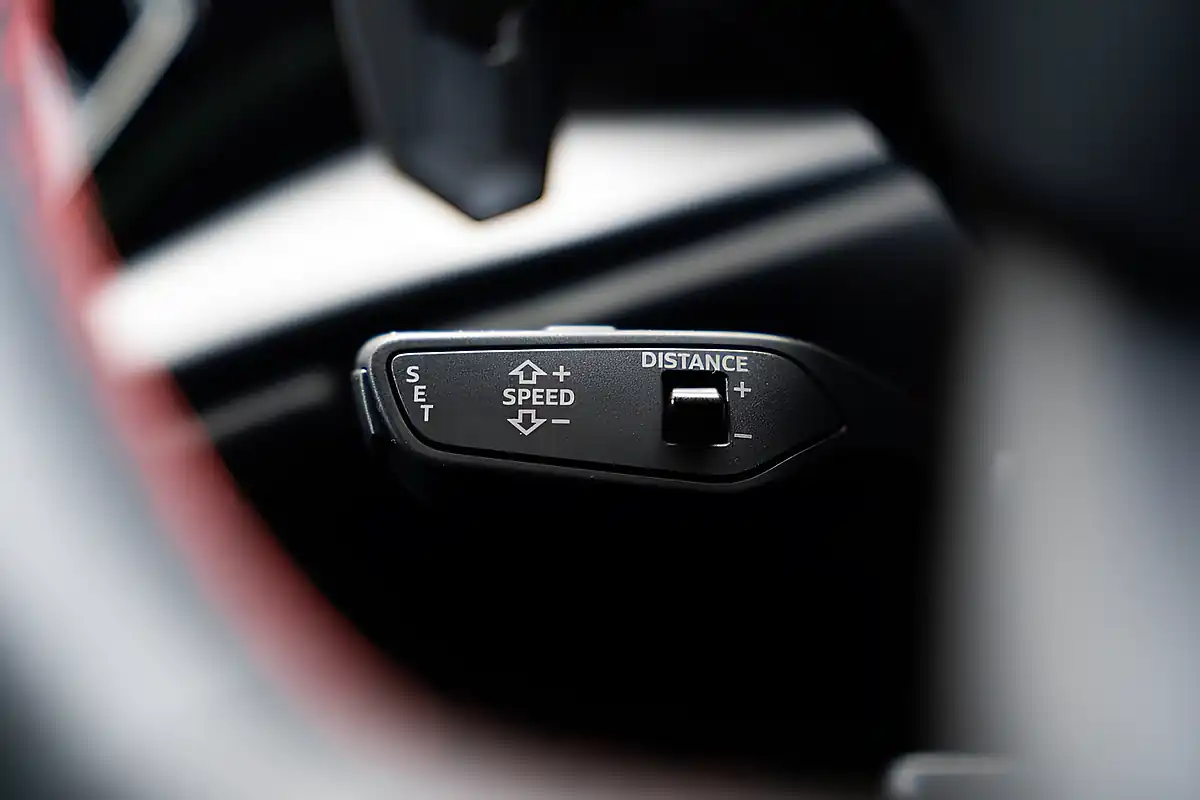 Used 2023 Lamborghini Urus S Black - Interior and Exterior details 19