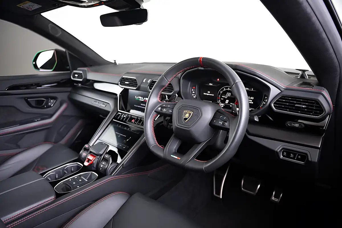 Used 2023 Lamborghini Urus S Black - Interior and Exterior details 7