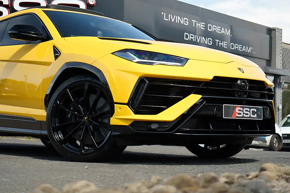 Used 2023 Lamborghini Urus S Yellow - Interior and Exterior details 20