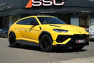 Used 2023 Lamborghini Urus S Yellow - Interior and Exterior details 4