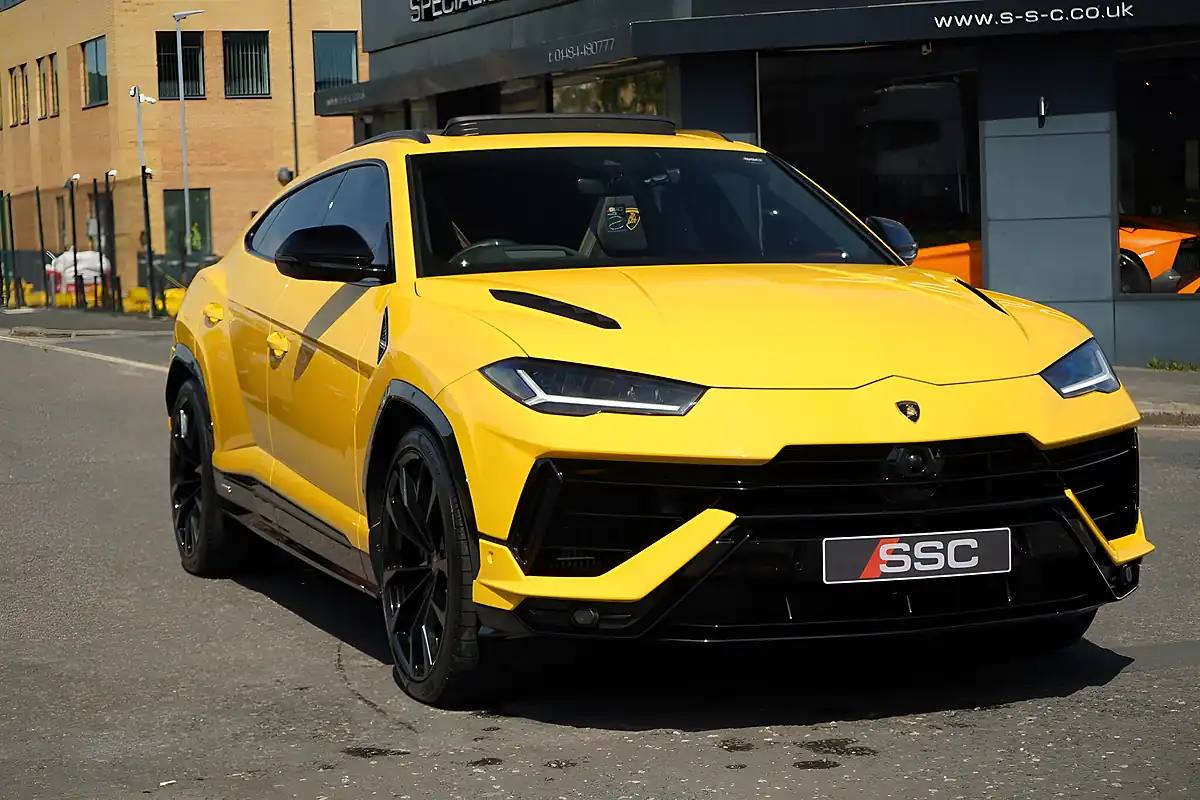 Used 2023 Lamborghini Urus S Yellow - Interior and Exterior details 5