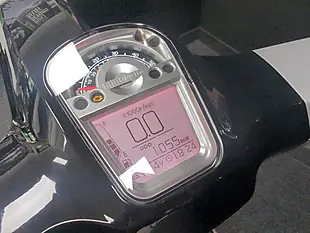 Used 2023 Lambretta V-50 Special Black - Interior and Exterior details 13