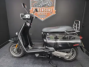 Used 2023 Lambretta V-50 Special Black - Interior and Exterior details 7
