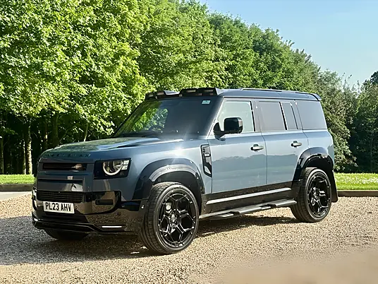 2023 Land Rover Defender 110 D250 MHEV