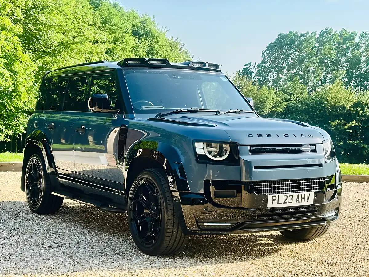 Used 2023 Land Rover Defender 110 Hard Top Tazmin Blue - Interior and Exterior details 20