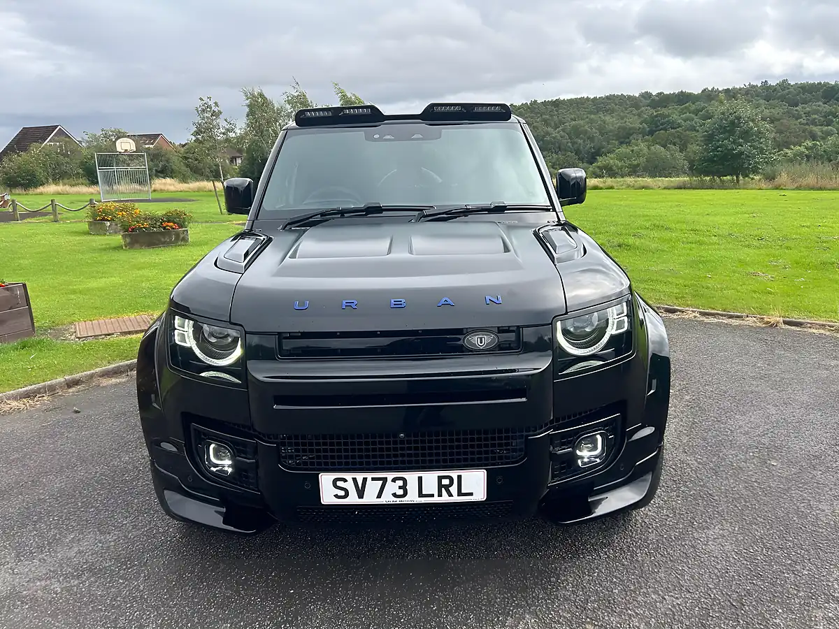 Used 2023 Land Rover Defender 110 Hse Black - Interior and Exterior details 3