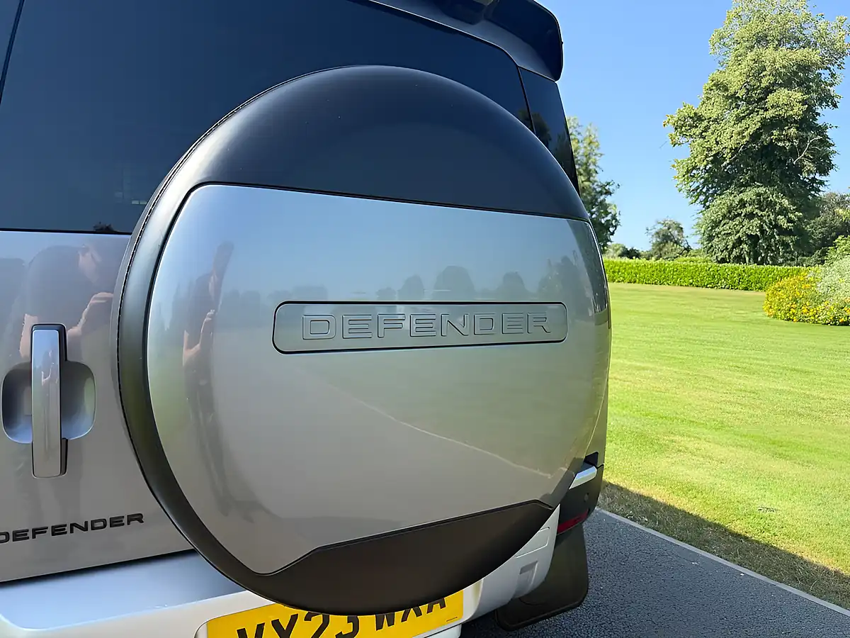 Used 2023 Land Rover Defender 110 Hse Hard Top Grey - Interior and Exterior details 17
