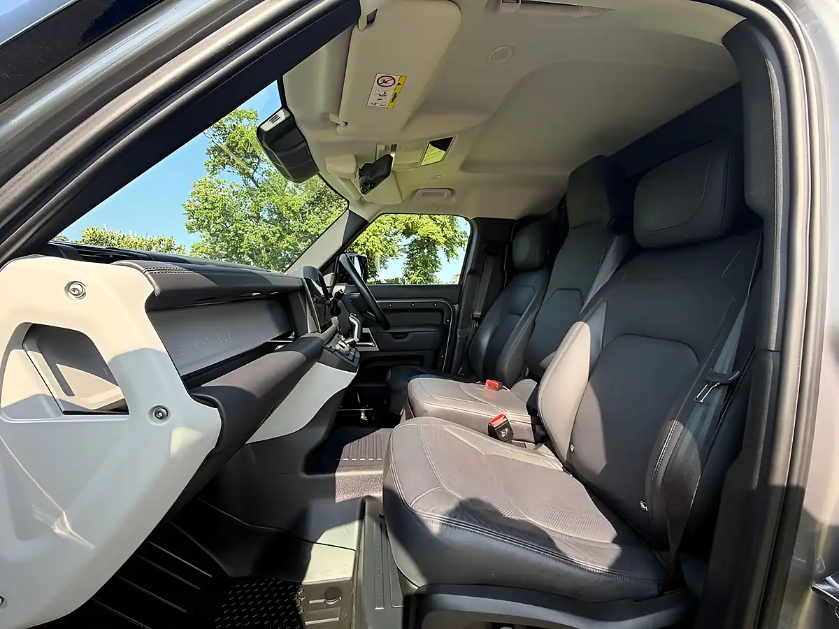 Used 2023 Land Rover Defender 110 Hse Hard Top Grey - Interior and Exterior details 8