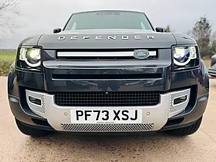 Used 2023 Land Rover Defender 110 Se Hard Top Grey - Interior and Exterior details 4