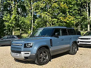 Used 2023 Land Rover Defender 110 Se Hard Top Tazmin Blue - Interior and Exterior details 11