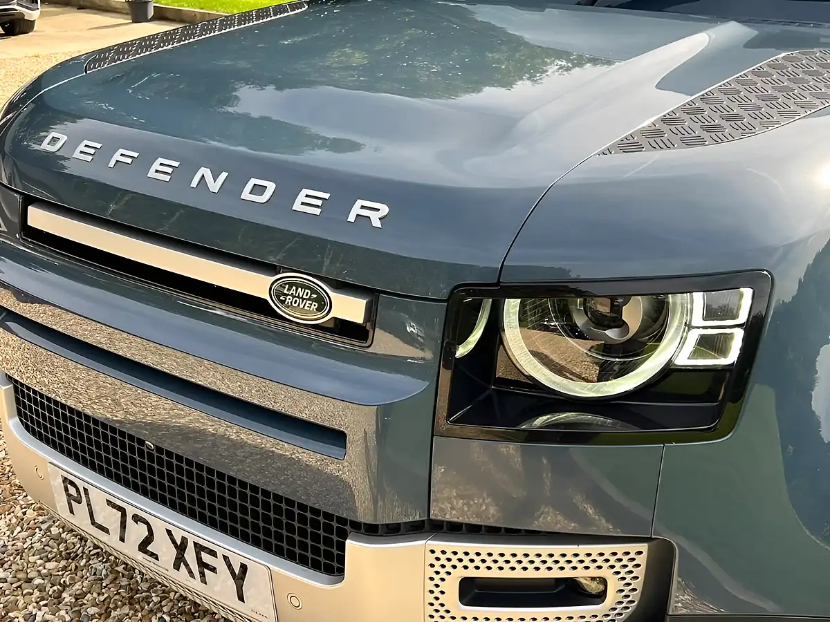 Used 2023 Land Rover Defender 110 Se Hard Top Tazmin Blue - Interior and Exterior details 8