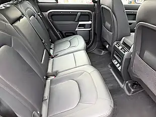 Used 2023 Land Rover Defender 110 Se Lantau Bronze - Interior and Exterior details 13