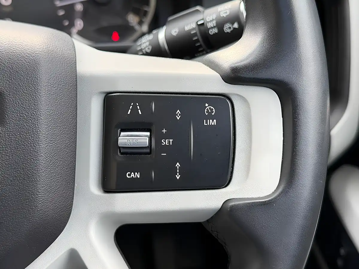 Used 2023 Land Rover Defender 110 Se Lantau Bronze - Interior and Exterior details 18