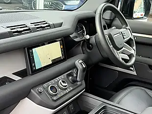 Used 2023 Land Rover Defender 110 Se Lantau Bronze - Interior and Exterior details 6