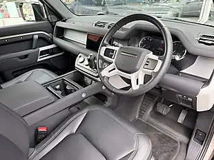 Used 2023 Land Rover Defender 110 Se Lantau Bronze - Interior and Exterior details 8
