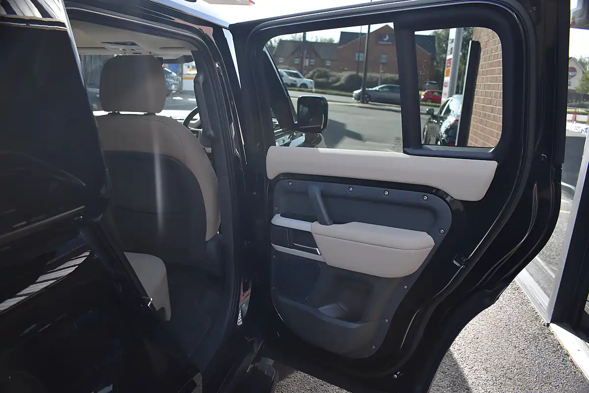Used 2023 Land Rover Defender 110 Se Santorini Black - Interior and Exterior details 12