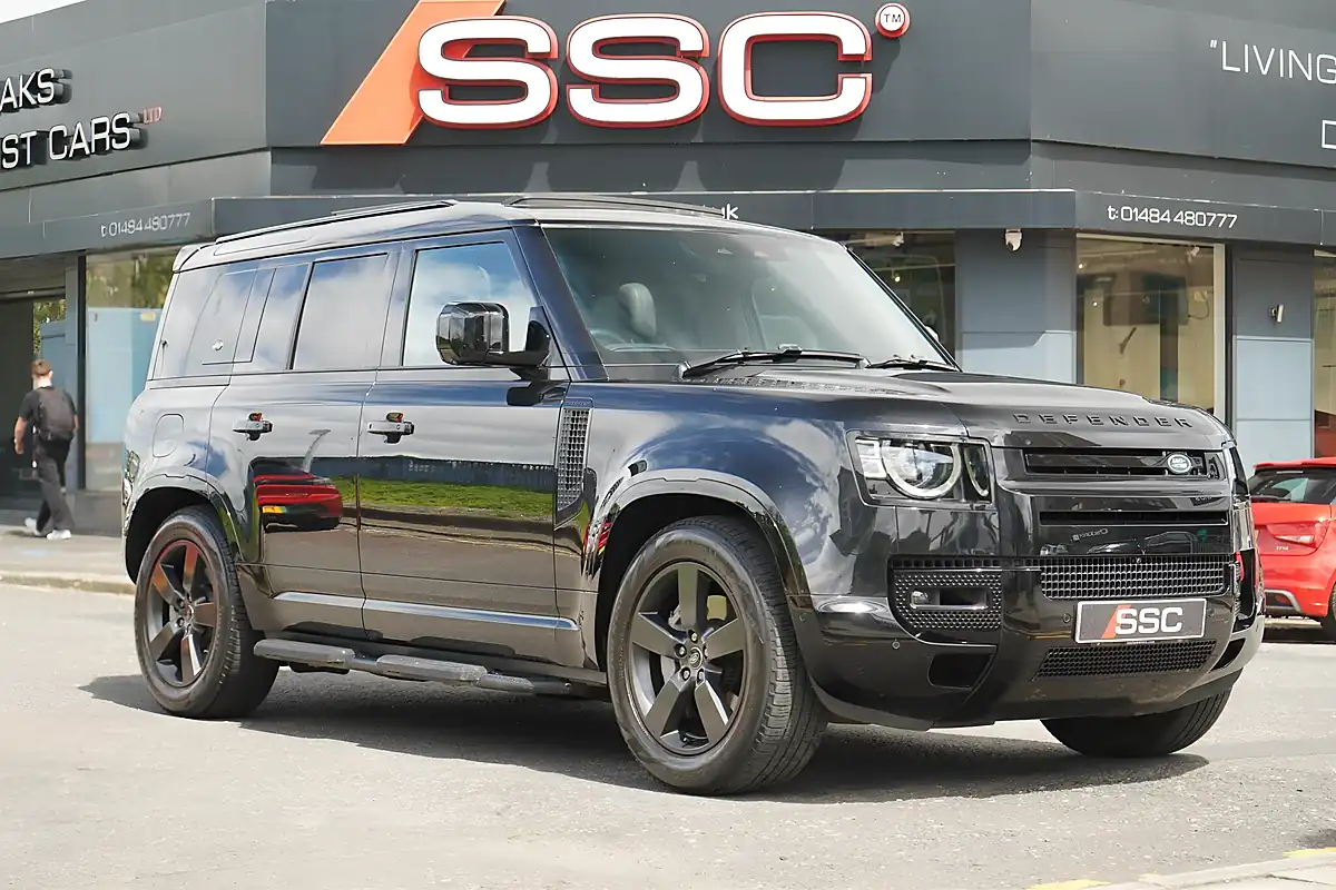 Used 2023 Land Rover Defender 110 X-Dynamic Hse Black - Interior and Exterior details 4