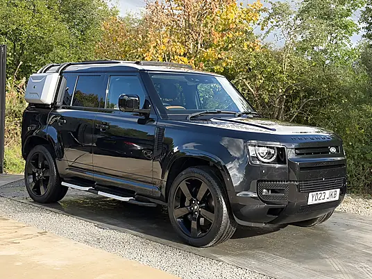 2023 Land Rover Defender 110 P400e X-Dynamic HSE