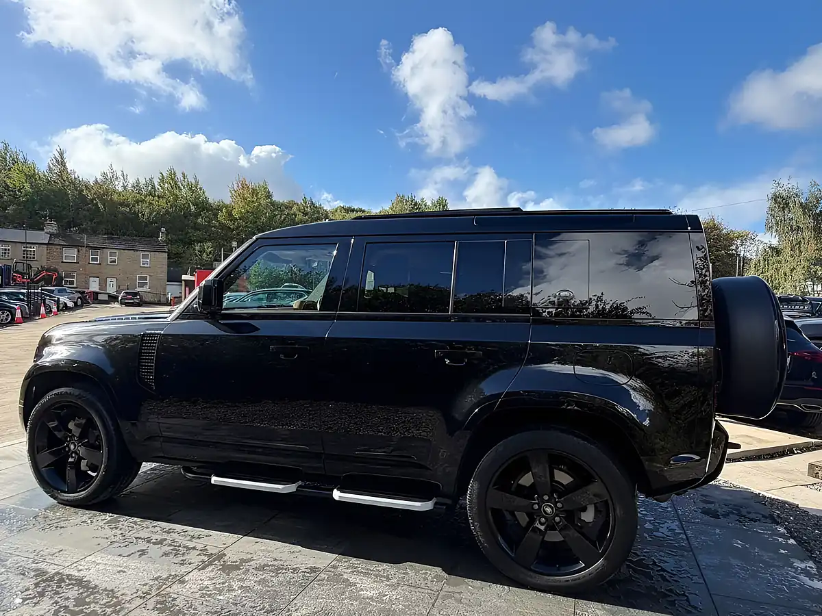 Used 2023 Land Rover Defender 110 X-Dynamic Hse Black - Interior and Exterior details 16