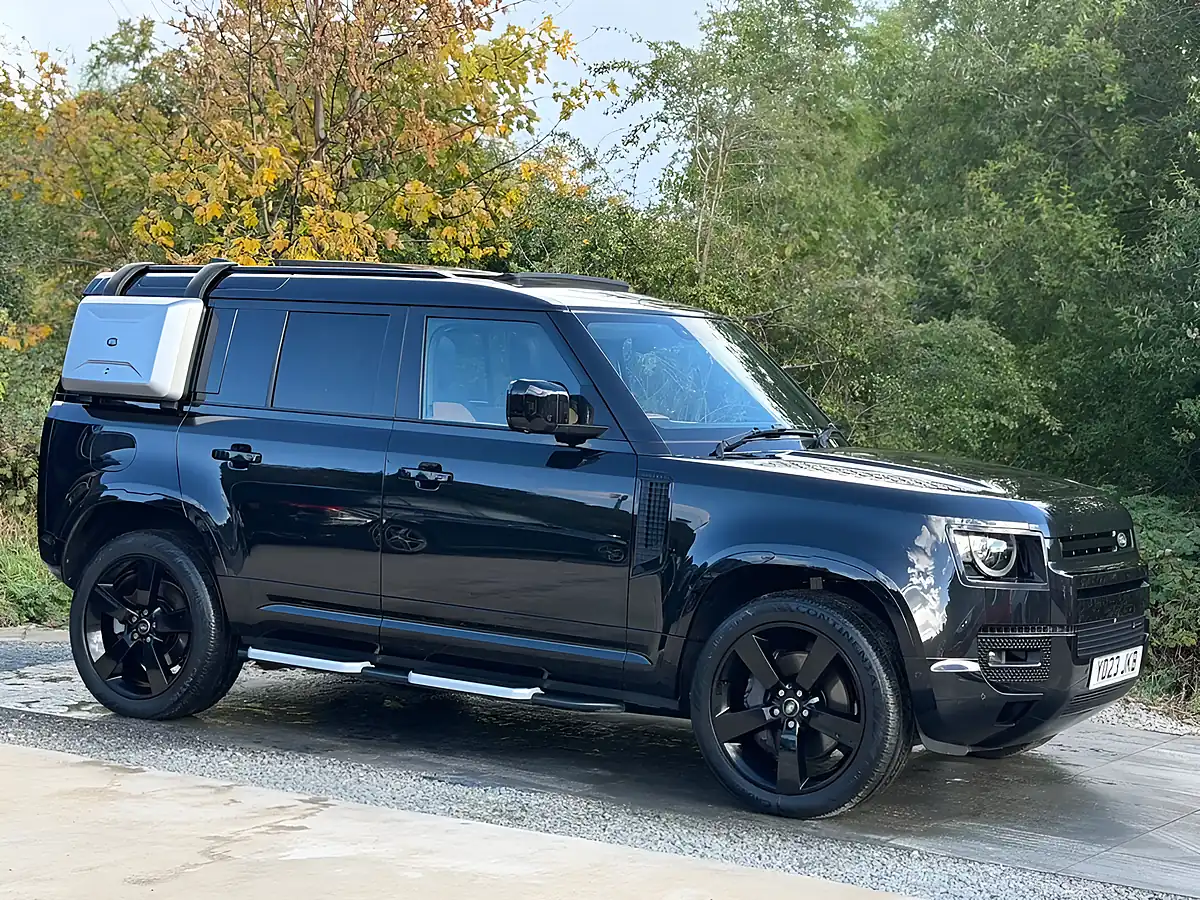 Used 2023 Land Rover Defender 110 X-Dynamic Hse Black - Interior and Exterior details 9