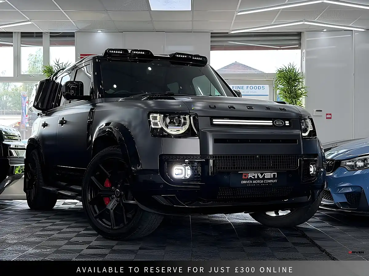 Used 2023 Land Rover Defender 110 X-Dynamic Hse Grey - Front View