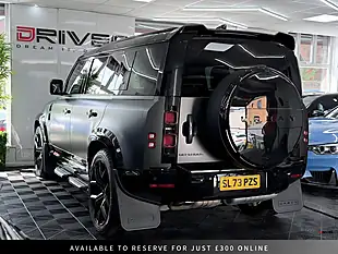 Used 2023 Land Rover Defender 110 X-Dynamic Hse Grey - Interior and Exterior details 3