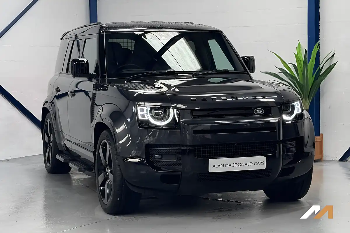 Used 2023 Land Rover Defender 110 X-Dynamic Hse Grey - Front View