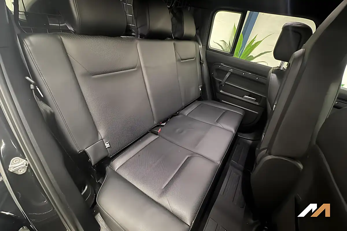 Used 2023 Land Rover Defender 110 X-Dynamic Hse Grey - Interior and Exterior details 16