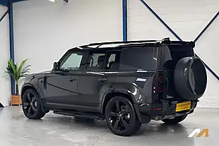 Used 2023 Land Rover Defender 110 X-Dynamic Hse Grey - Interior and Exterior details 17