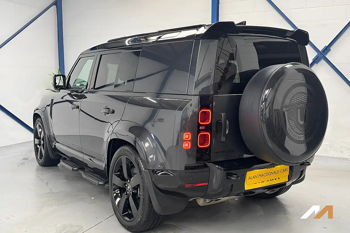 Used 2023 Land Rover Defender 110 X-Dynamic Hse Grey - Interior and Exterior details 2