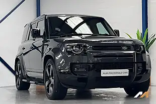 Used 2023 Land Rover Defender 110 X-Dynamic Hse Grey - Interior and Exterior details 5