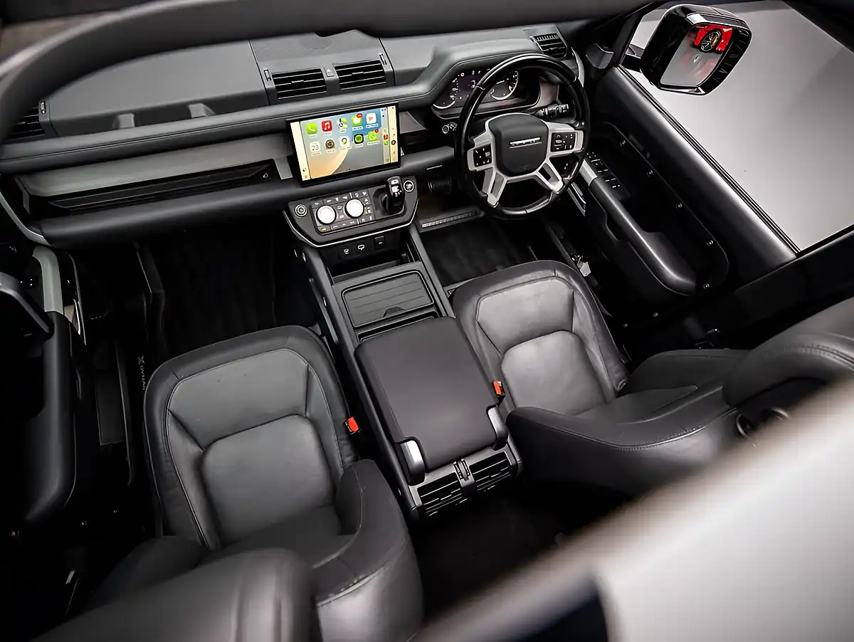 Used 2023 Land Rover Defender 110 X-Dynamic Hse Santorini Black - Interior and Exterior details 20