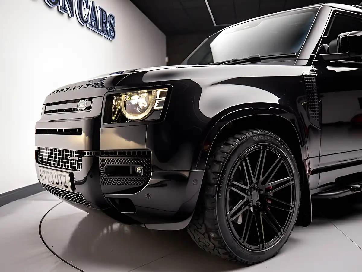 Used 2023 Land Rover Defender 110 X-Dynamic Hse Santorini Black - Interior and Exterior details 7