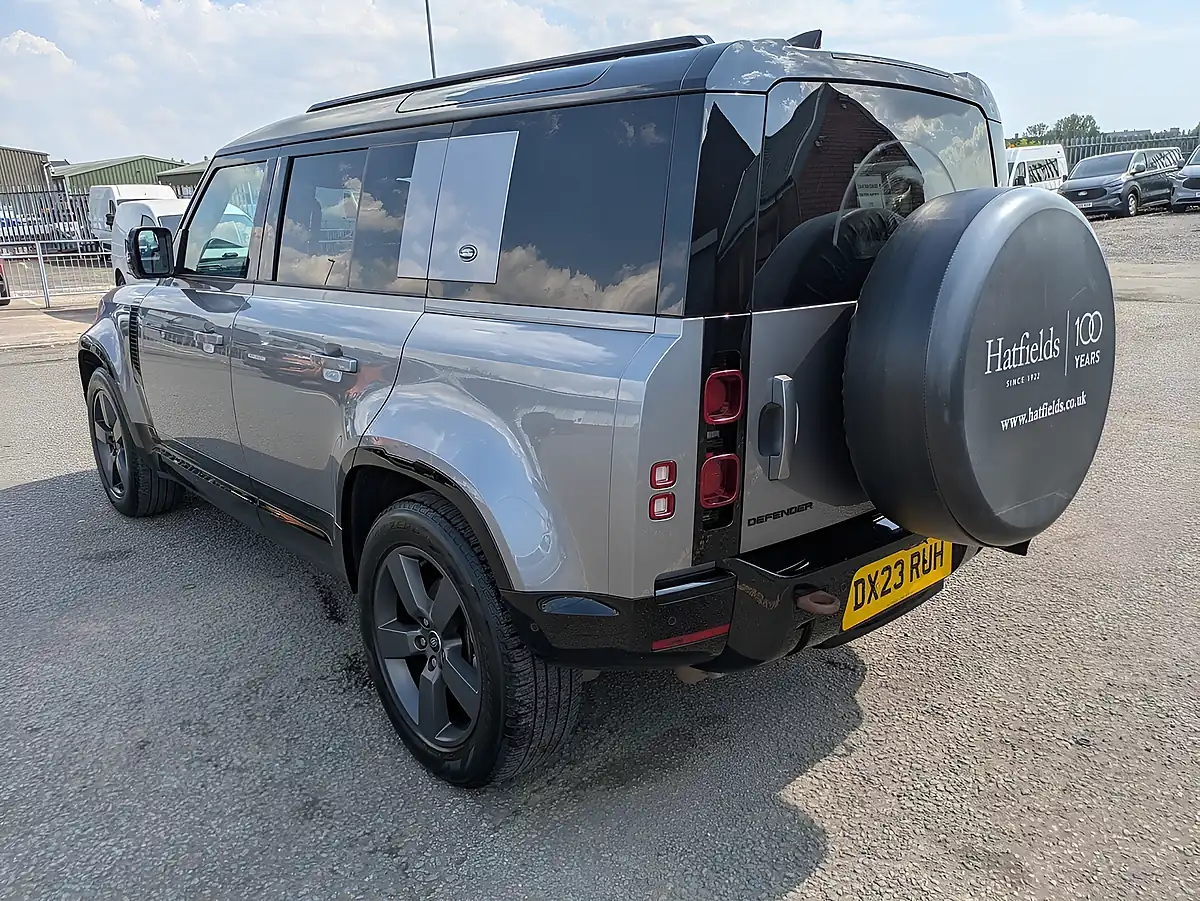 Used 2023 Land Rover Defender 110 X-Dynamic Se Silver - Interior and Exterior details 5