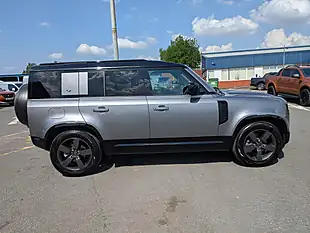 Used 2023 Land Rover Defender 110 X-Dynamic Se Silver - Interior and Exterior details 8