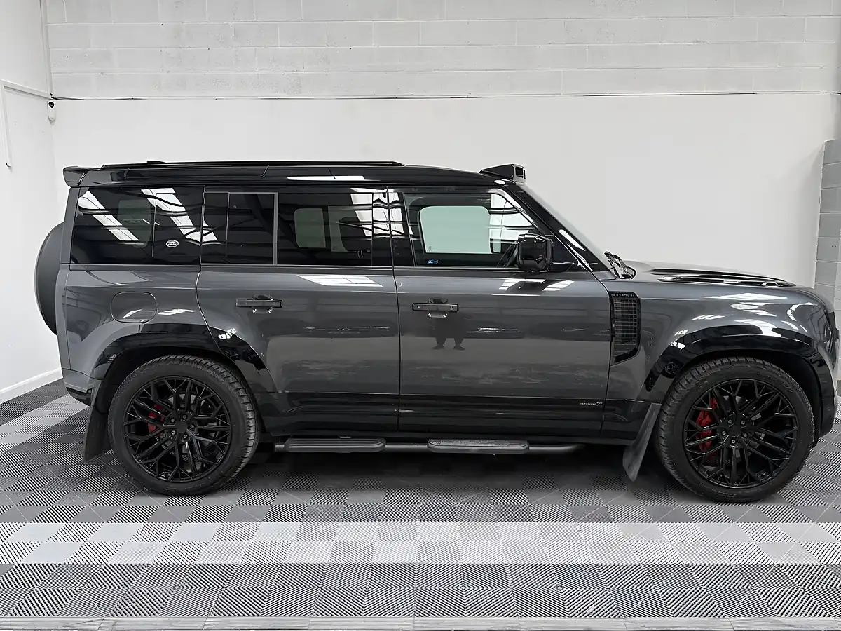 Used 2023 Land Rover Defender 110 X Grey - Interior and Exterior details 6