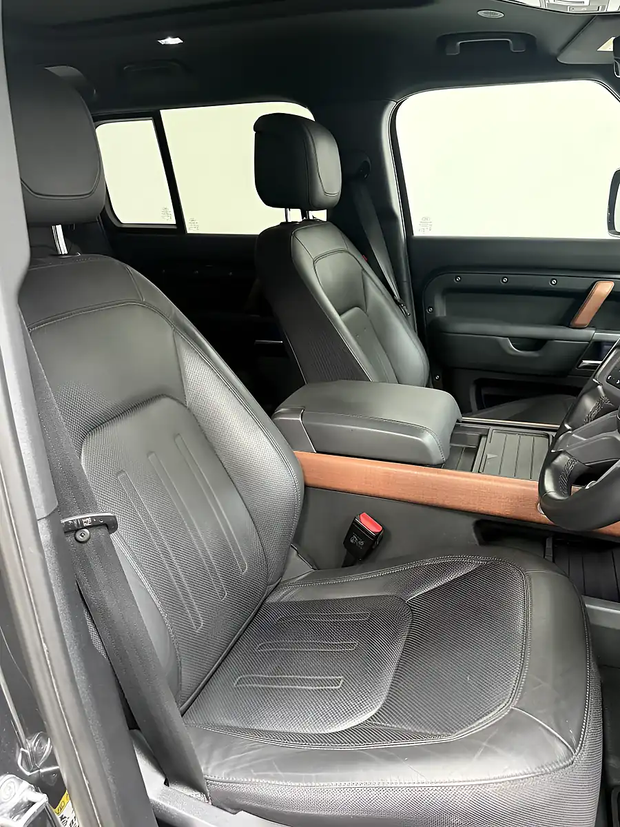 Used 2023 Land Rover Defender 110 X Grey - Interior and Exterior details 7