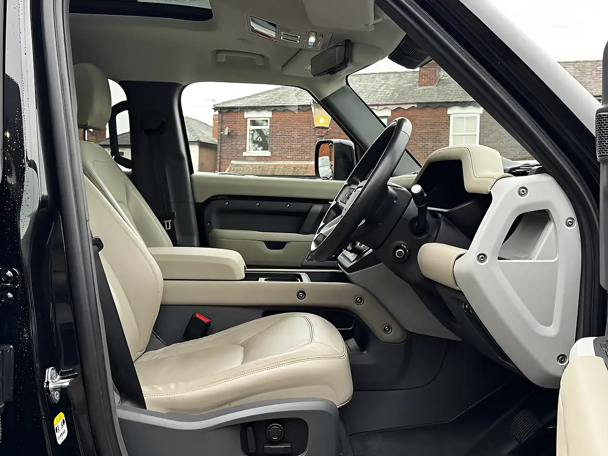 Used 2023 Land Rover Defender 110 Xs Edition Black - Interior and Exterior details 13