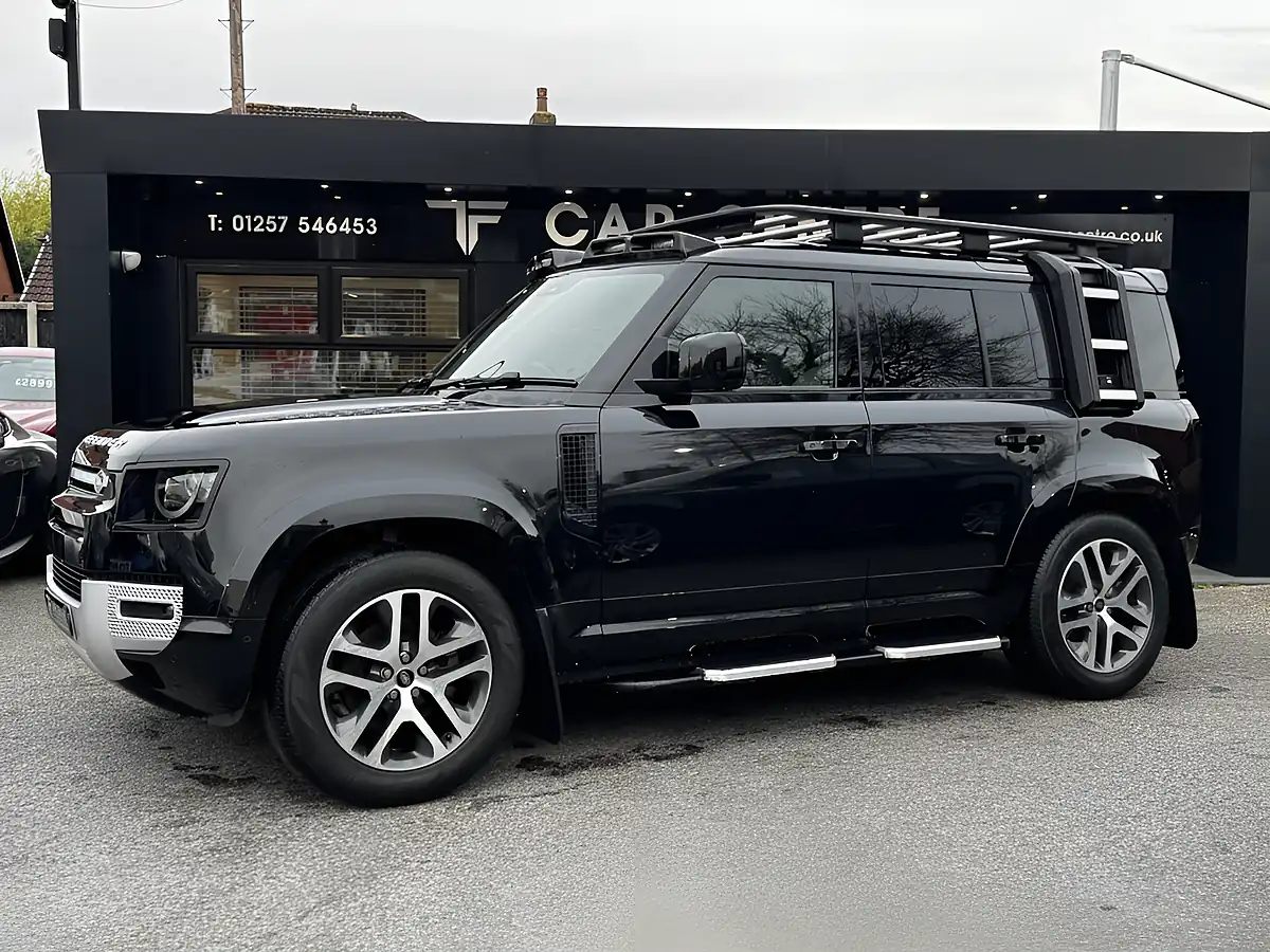 Used 2023 Land Rover Defender 110 Xs Edition Black - Interior and Exterior details 2