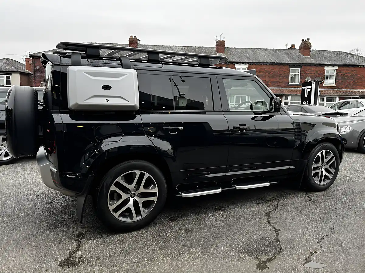 Used 2023 Land Rover Defender 110 Xs Edition Black - Interior and Exterior details 8
