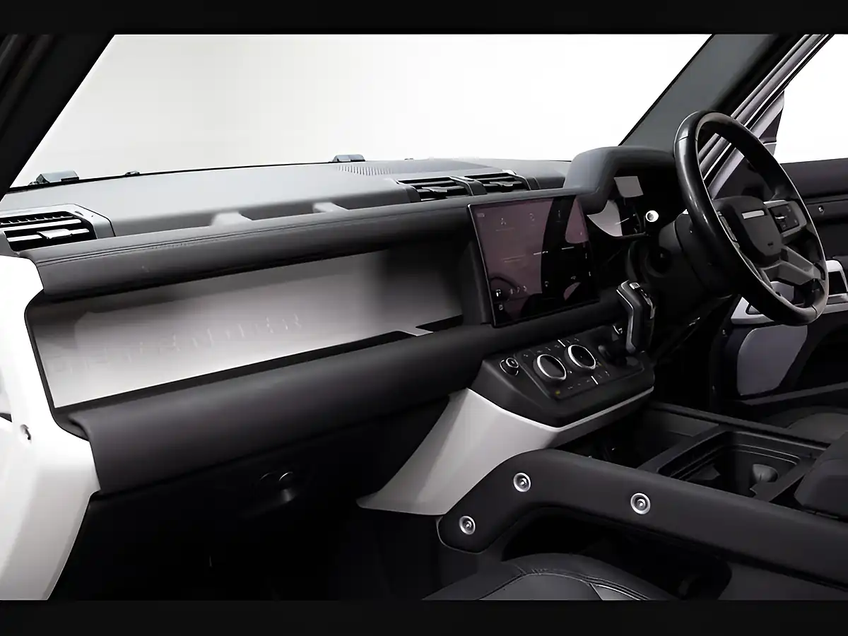 Used 2023 Land Rover Defender 130 X-Dynamic Se Black - Interior and Exterior details 9